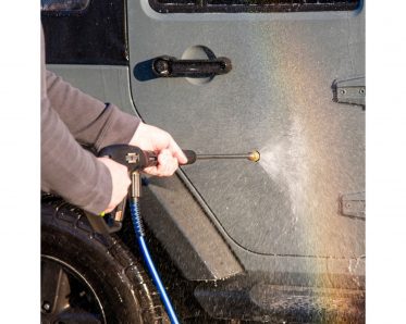 Pressure Washing Car Pressure Washing Car