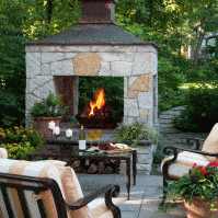 The Best Outdoor Fireplace to Meet Your Needs