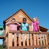 The Benefits of a Swing Set for Older Kids